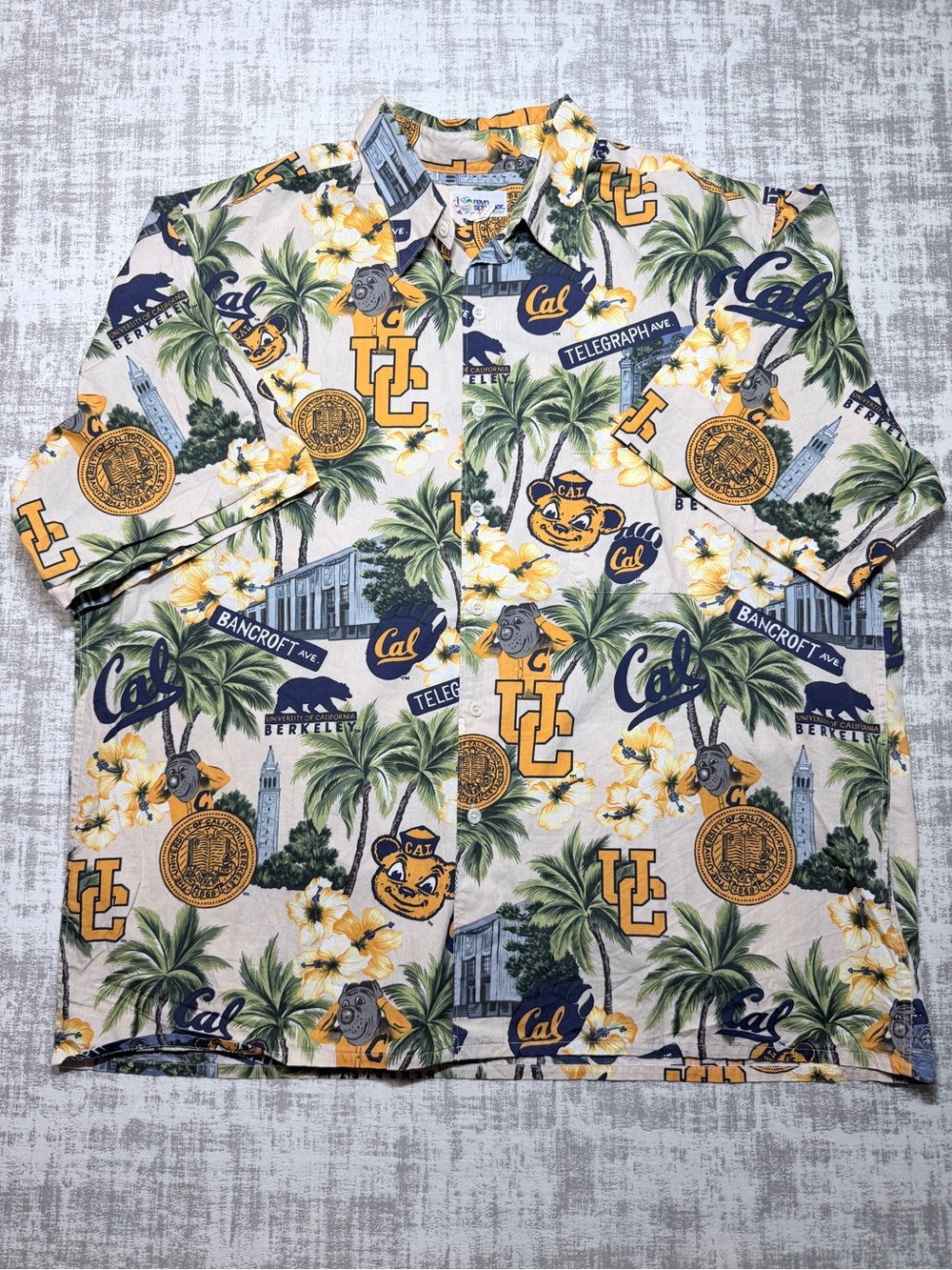 Vintage reyn spooner Cal Berkeley Tropical Print Button-Up Shirt. SZ XL 29 X26
